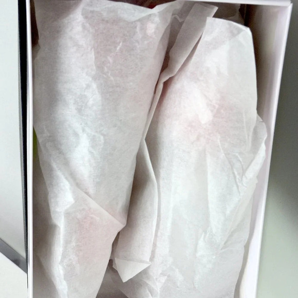 NWT NEIMAN MARCUS "CLEMENTINE" RED SIZE 6M - Picture 4 of 6